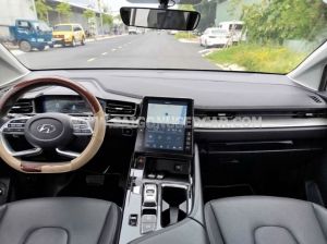 Xe Hyundai Custin Tiêu Chuẩn 1.5T 2024