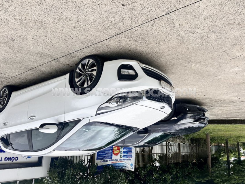 Kia Rondo GAT Deluxe 2019