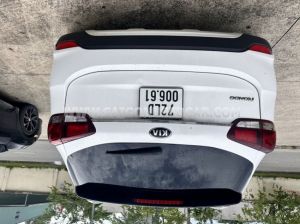 Xe Kia Rondo GAT Deluxe 2019