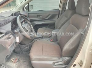 Xe Toyota Avanza Premio 1.5 AT 2024