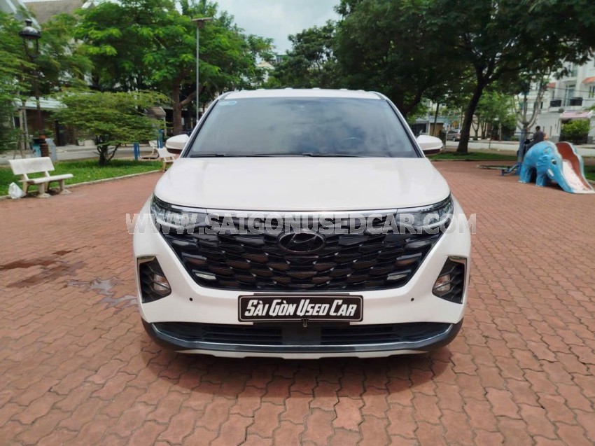 Hyundai Custin Tiêu Chuẩn 1.5T 2024