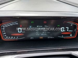 Xe Hyundai Custin Tiêu Chuẩn 1.5T 2024