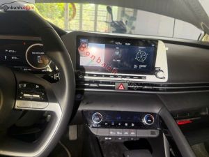 Xe Hyundai Elantra 1.6 AT Đặc biệt 2023