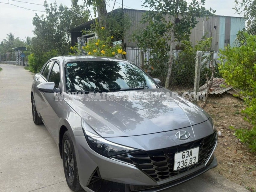 Hyundai Elantra 1.6 AT Đặc biệt 2023