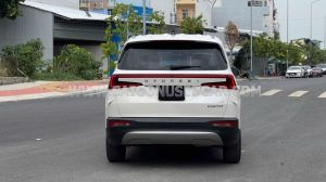 Xe Hyundai Custin Tiêu Chuẩn 1.5T 2024
