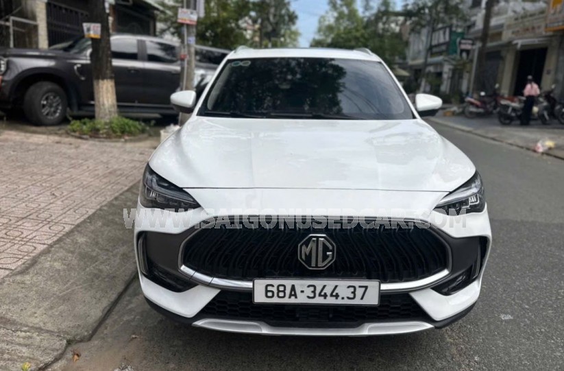 MG HS 1.5T LUX 2024