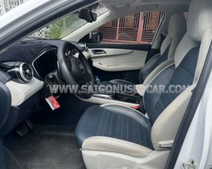 Xe MG HS 1.5T LUX 2024